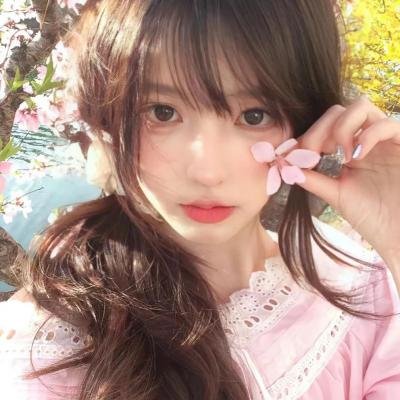 裸男孩